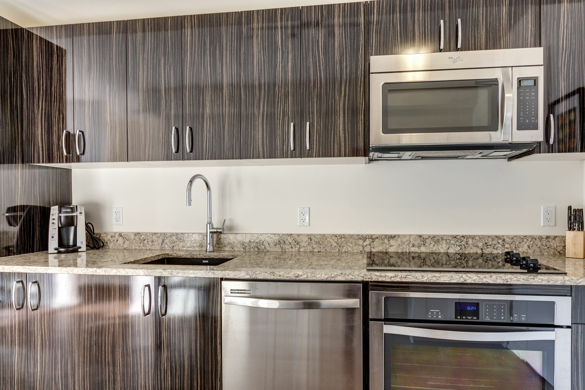 Suite Digs N3 Calgary Bagian luar foto