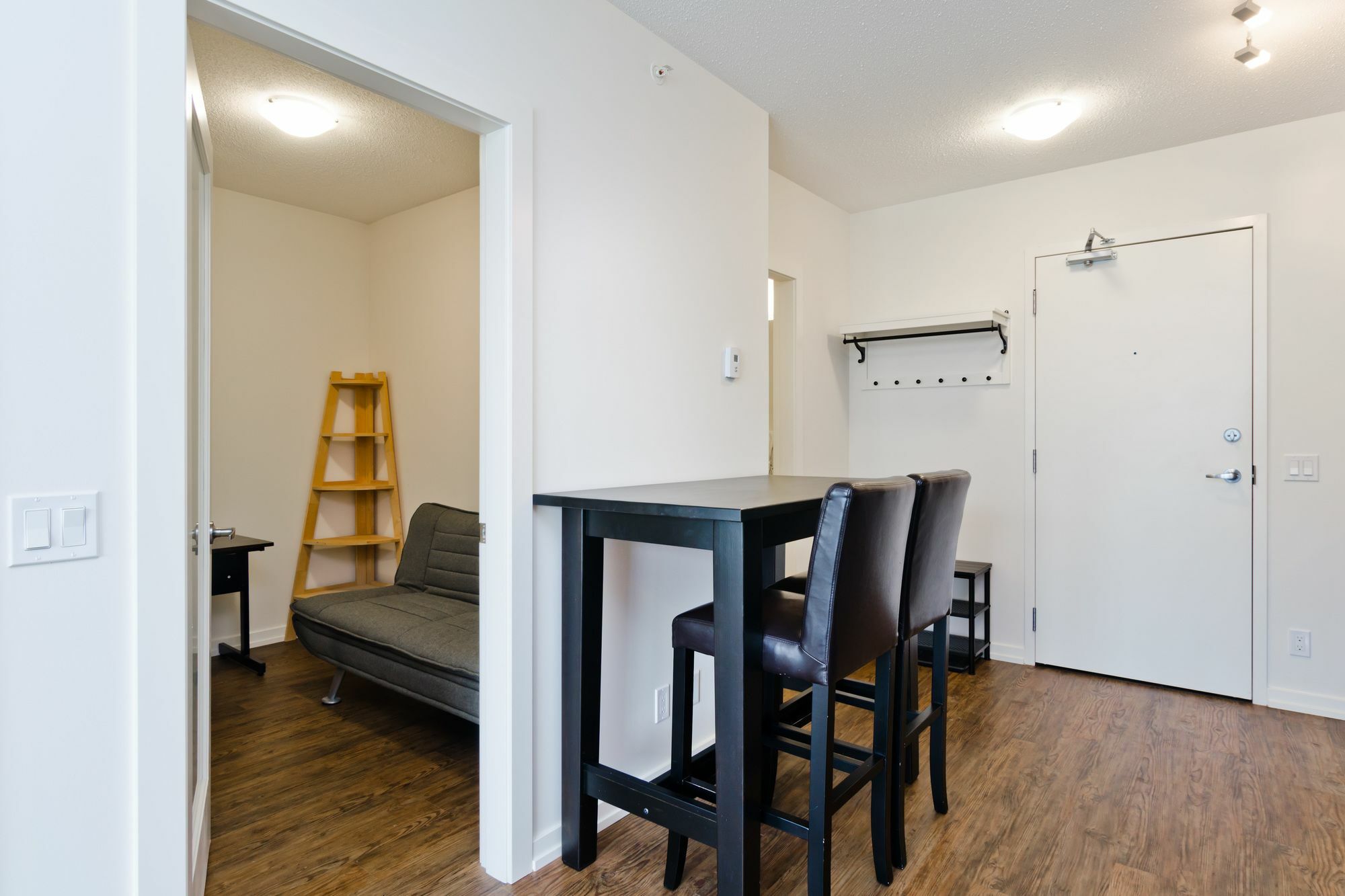 Suite Digs N3 Calgary Bagian luar foto