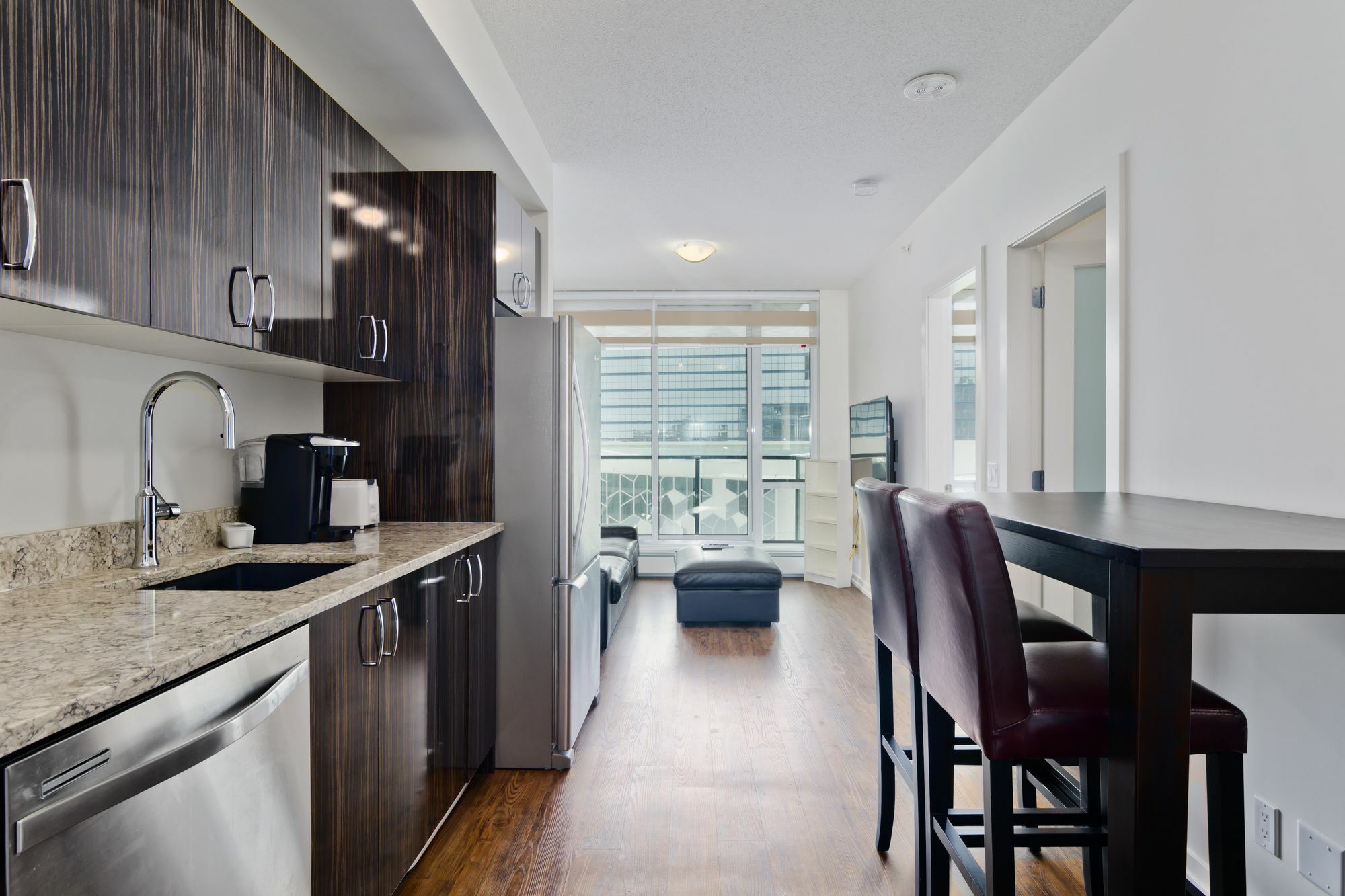 Suite Digs N3 Calgary Bagian luar foto